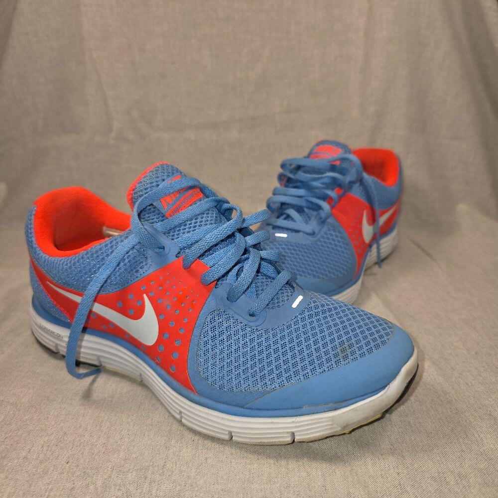 Women's Nike Lunarswift runners